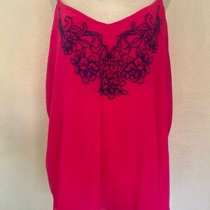 Torrid‎ Hot Pink Embroidered Women's Top